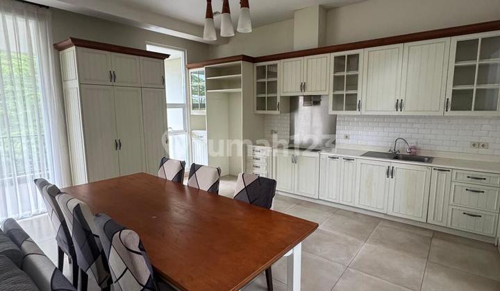 Disewakan Rumah Cantik di Hegarmanah Ciumbuleuit Bandung Utara Setiabudi Dago