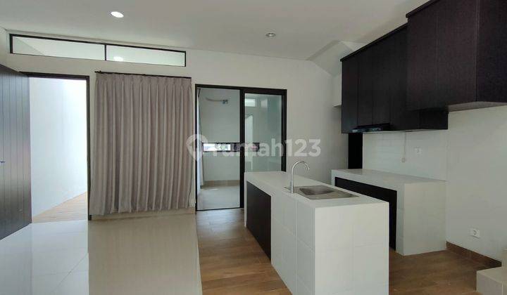 disewakan rumah summarecon bandung type premium flora gedebage gede bage  2