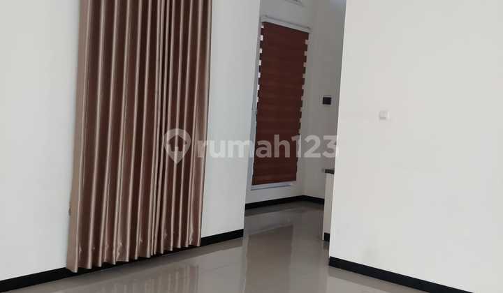 For Rent Spacious House in TKI Taman Kopo Bandung Holis Wing 2