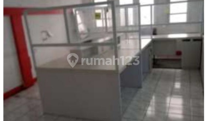 For rent, commercial space on main road Riau, Bandung, Bengawan Cihapit, suitable for all types of businesses, central city Bandung.