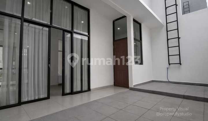 Disewakan Rumah Siap Huni di Gegerkalong Bandung Dekat Upi Maranatha Setraduta Pasteur Setiabudi Bandung Utara