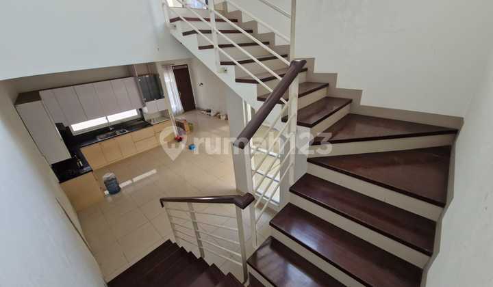 Dijual Rumah Cantik Siap Huni di Tki 1 Taman Kopo Indah 1 Bandung Selatan