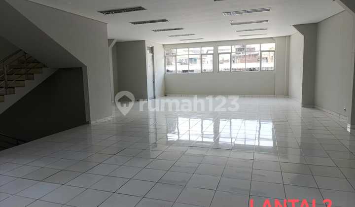 Disewakan Area Komersil Ruko Gedung Dipusat Kota Bandung Pungkur