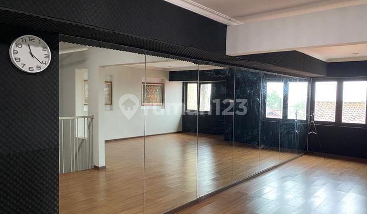 Disewakan Rumah di Setraduta Bandung Furnish 1