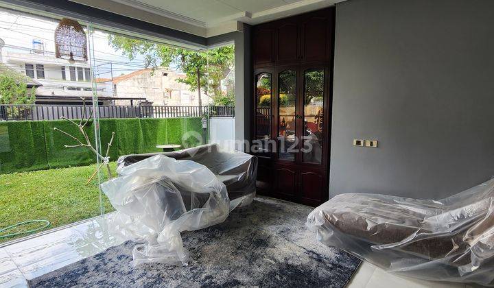 Disewakan rumah mewah luas furnish halaman luas di setrasari bandung pasteur sutami setraduta sukasari sukahaji gegerkalong bandung utara  1
