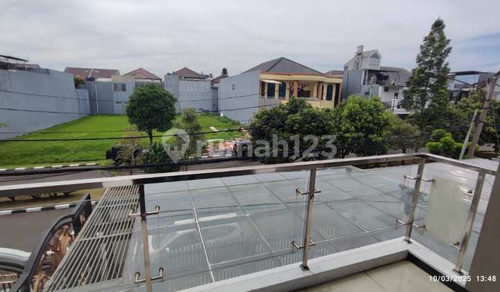 Dijual Rumah Mewah Mainroad Mekarwangi Mekar Wangi Bandung Kota Singgasana Toha