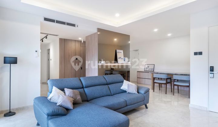 For Rent: 3BR Fully Furnished Apartment at Hegarmanah Residences
