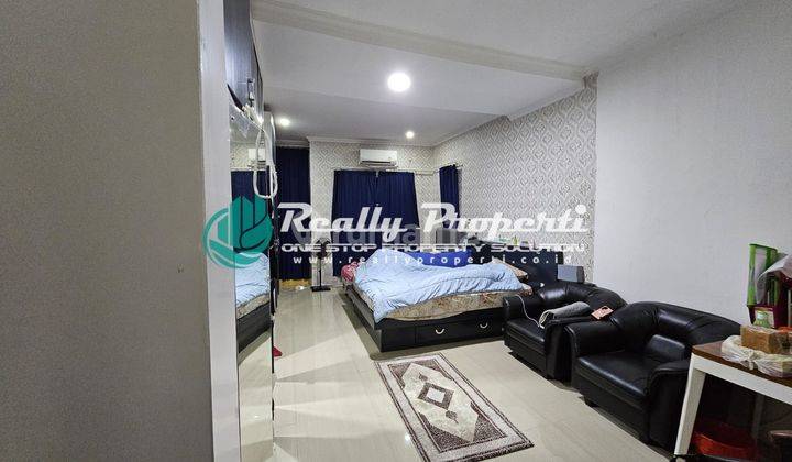 Disewakan Rumah Cantik 3 Lantai, Full Furnish Lingkungan Tenang, Aman, Nyaman di Bambu Apus Jakarta Timur 2