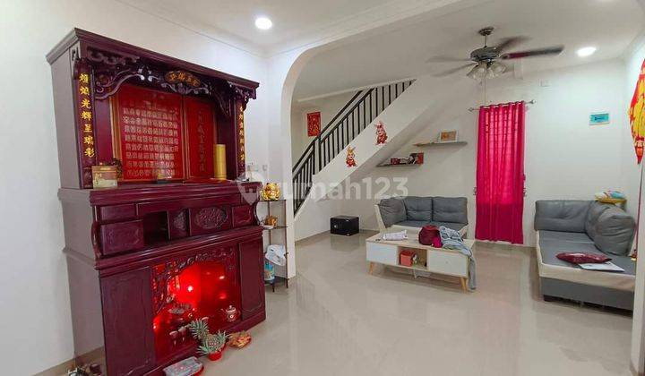 Rumah 2 Lantai Beverly Green Hook Tengah Batam 2