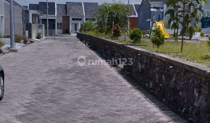 Rumah Kontrakan Di Alana Hills Jalan Boulevard Depan Taman Bermain Bagus 2