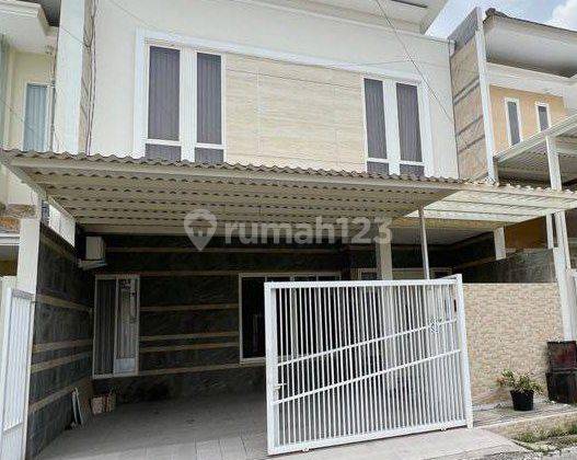 Rumah 2 Lantai Bagus Semi Furnished SHM di Sutorejo Utara, Surabaya 1