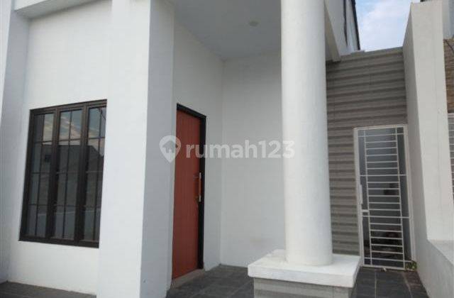 Dijual Rumah 2 Lantai Baru SHM Bebas Banjir Medan Satria, Bekasi 2