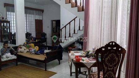 Rumah 2 Lt Bagus Semi Furnished SHM di Cibeunying,kaler Bandung 2