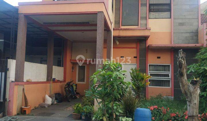 Rumah 2 Lantai Bagus Murah Strategis SHM di Gede Bage, Bandung