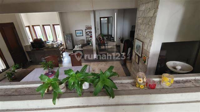 Rumah 2 Lantai Butuh Renovasi Murah Strategis SHM Bekasi, Bekasi 1