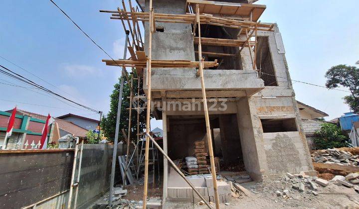 Rumah 2 Lantai Baru Murah Modern Strategis SHM Jati Asih, Bekasi 1