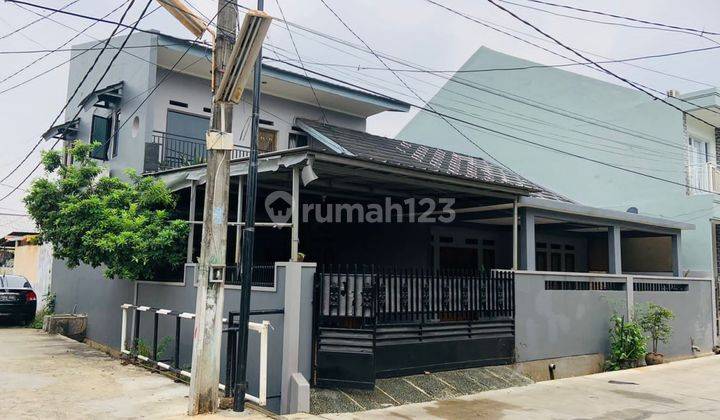 Rumah Mewah Dua Lantai Tanah Luas Strategis Bekasi Selatan 1