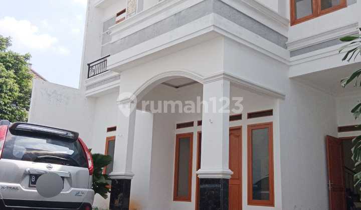 Rumah Baru 2 Lt, Lt 93/lb 145, Kmr 3 +1, Jagakarsa, Jaksel Rumah Baru 2 Lt, Lt 93/lb 145, Kmr 3 +1, Jagakarsa, Jaksel