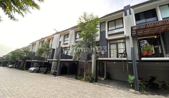 Rumah baru 3 lt , Semi Furnished , sisa 1 unit,di jagakarsa ,.