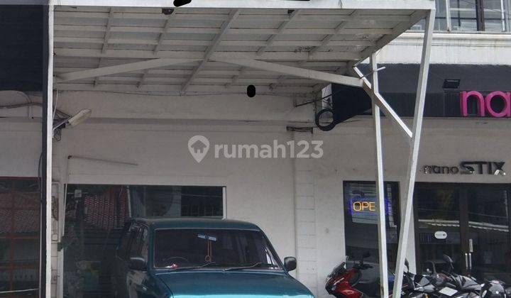 Ruko 2 lantai, lokasi bagus, di pinggir jalan raya 1