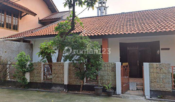 Rumah  ( Bu ) Lt 260 / Lb 153 Dlm Komplek, Jl. Hankam Pondok Gede 2