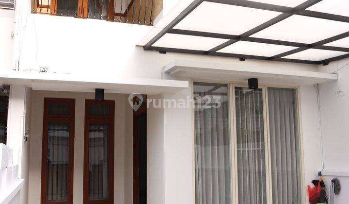 Rumah Cantik 2 Lt, Cipete 1