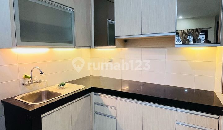 Rumah 2 Lt Cantik & Nyaman, 4 Kt + 4 Kmd,cipete ( L ) 2