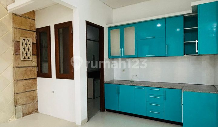 2-Story House, Semi-Furnished, Cipete