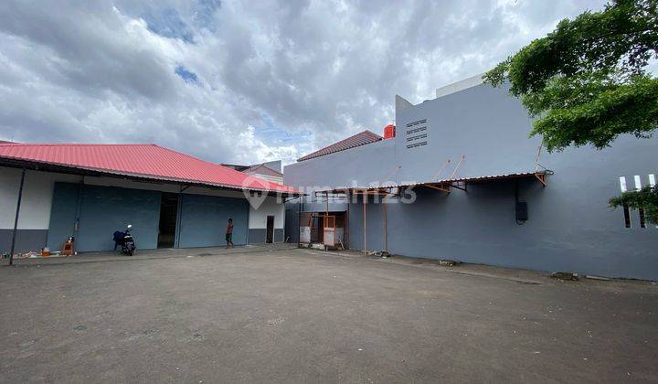 Gudang Terawat & Bersih, Lt 1000 M/ Lb 560 M, Dipinggir Jalan Raya, Jagakarsa