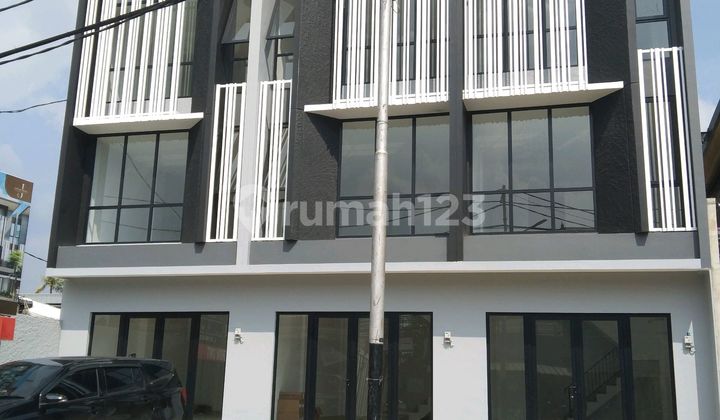 Ruko 3 Lt, Depan Cluster, Di Pinggir Jalan, Jagakarsa 1