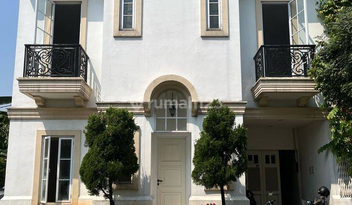 Rumah 3 Tingkat, S.pool, 4 Kt + 4 Kmd, Cipete ( L ) 1