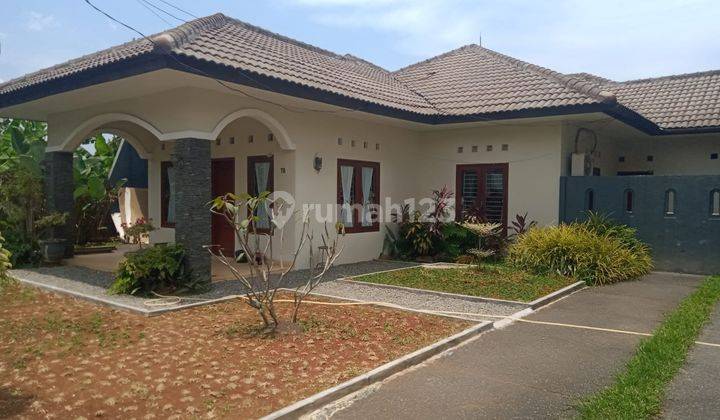 Rumah cantik dan terawat dengan halaman luas di Pajajaran Indah Bogor 1