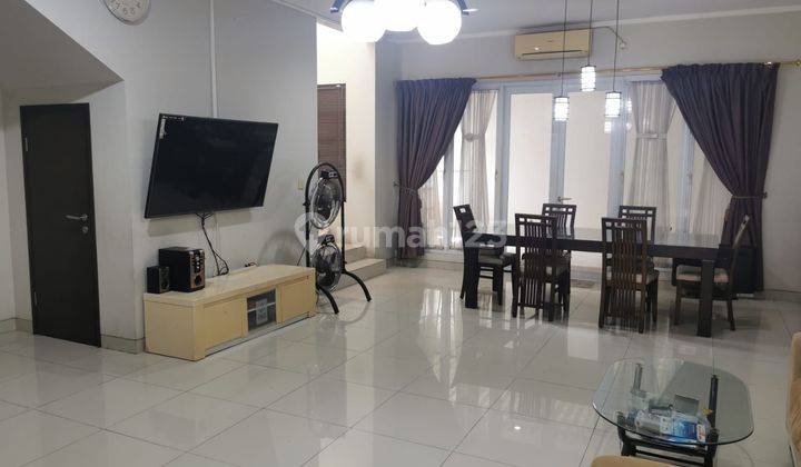 Rumah Asri Hook 2 Lantai di Premier Park Modernland Tangerang 1