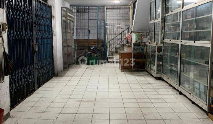 Ruko Hook 4 Lantai di Peta Barat, Kalideres Jakarta Barat 2