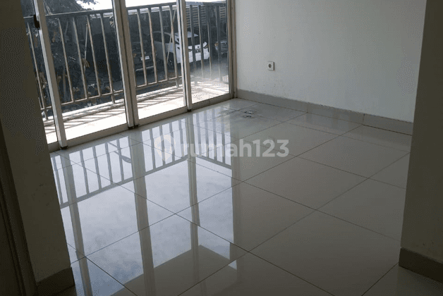 Rumah Unfurnished SHM di Bsd Residence One, Tangerang 1