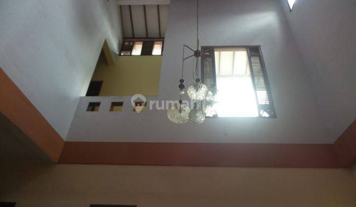 Rumah 8 Kamar Semi Furnished Shm di Cempaka Putih, Jakarta Pusat 2