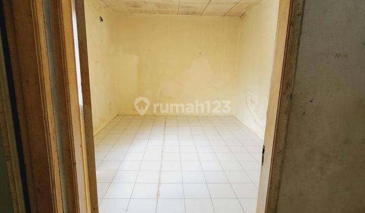 Rumah Hook 2 Lantai Unfurnished di Taman Palem, Jakarta Barat 2