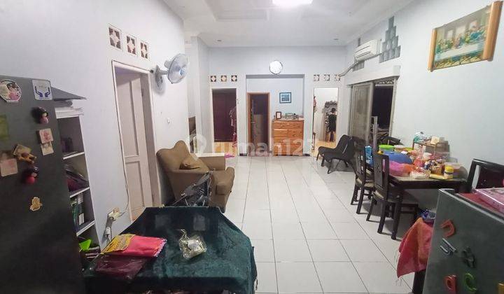 Rumah Bagus Semi Furnished SHM di Perum Merpati, Pegadungan 1