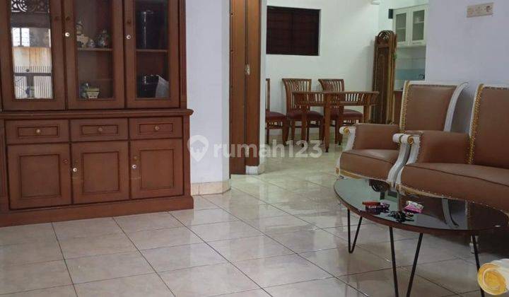 Rumah 2 Lantai Siap Huni SHM di Bendungan Hilir, Jakarta Pusat 1