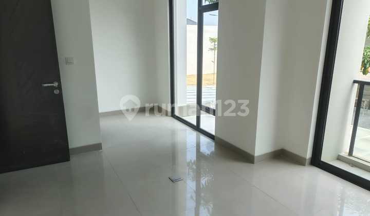 Disewa Rumah Pik 2 Uk 6x12,5 Milenial Bagus