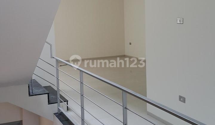 For Rent 3-Storey House Manyar PIK North Jakarta