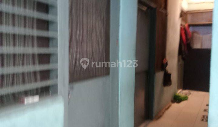 Rumah Kos 8 Pintu 2