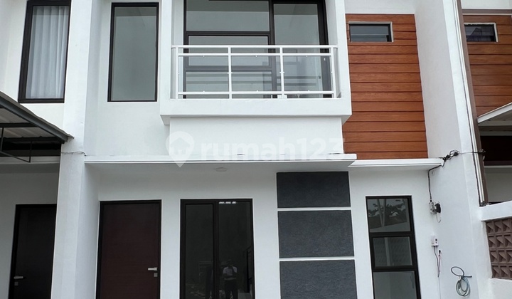 Rumah 2 Lantai 5 Menit ke Tol Soreang Bandung 1