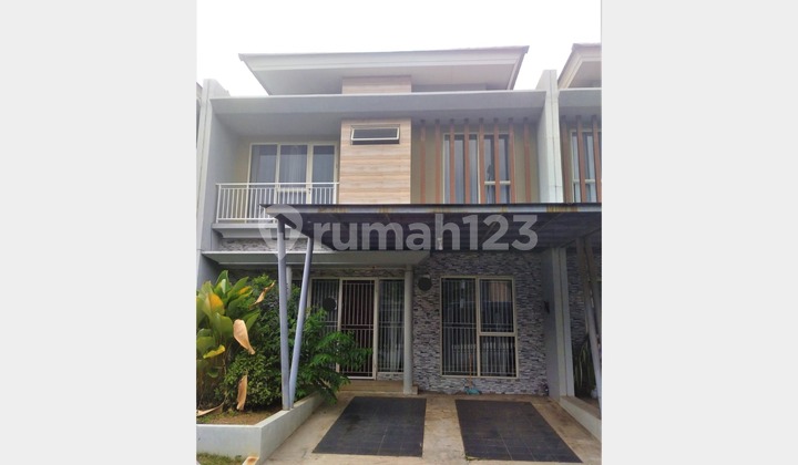 Dijual Murah Rumah 2,5 Lantai Cluster Mississippi Lebar 8 Sudah Renovasi, Jakarta Garden City, Cakung, 029