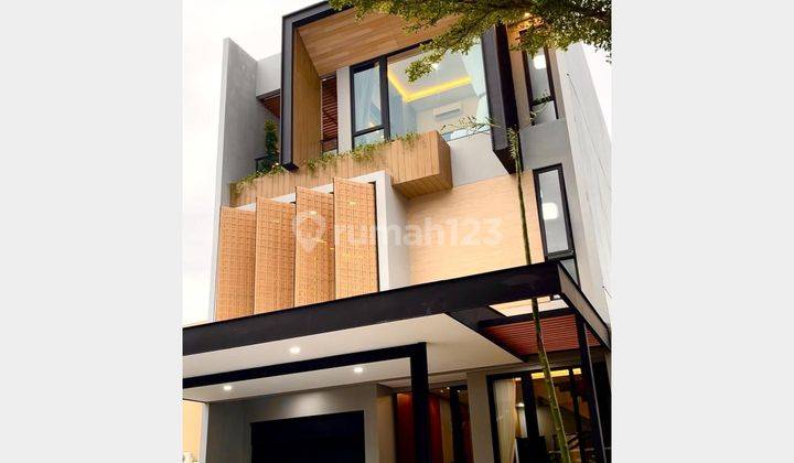 Rumah Exlusive Premium White Rose Private Lift di Metland Menteng 2