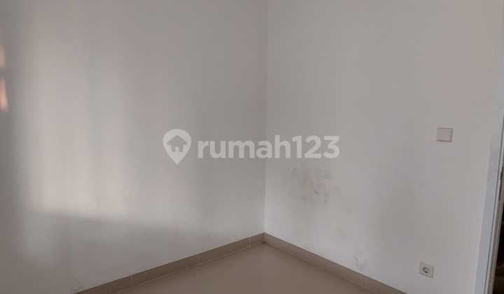 PRICE DROP House for Rent in Super Premium Cluster Only at South Thames, Jakarta Garden City, Cakung 030