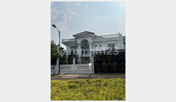 For Sale Luxury Corner House 427M² in Royal Residence Cakung - Spacious, Comfortable & Strategic! 027