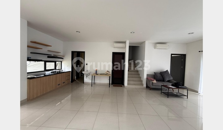 Sewa Cluster Wisteria Metland Menteng - Hunian Mewah dengan Attic Room & Full AC! (007)