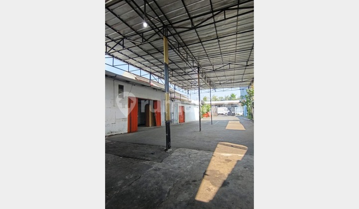 For Rent: Ready-to-Use Shop House & Strategic Location, Kebantenan Cilincing, North Jakarta, 030