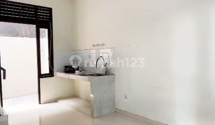 Sewa Rumah Baru di Rungkut 3Kt 2